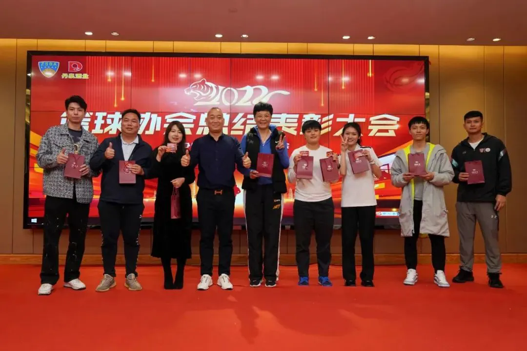 如何提升分卫的防守技巧_2